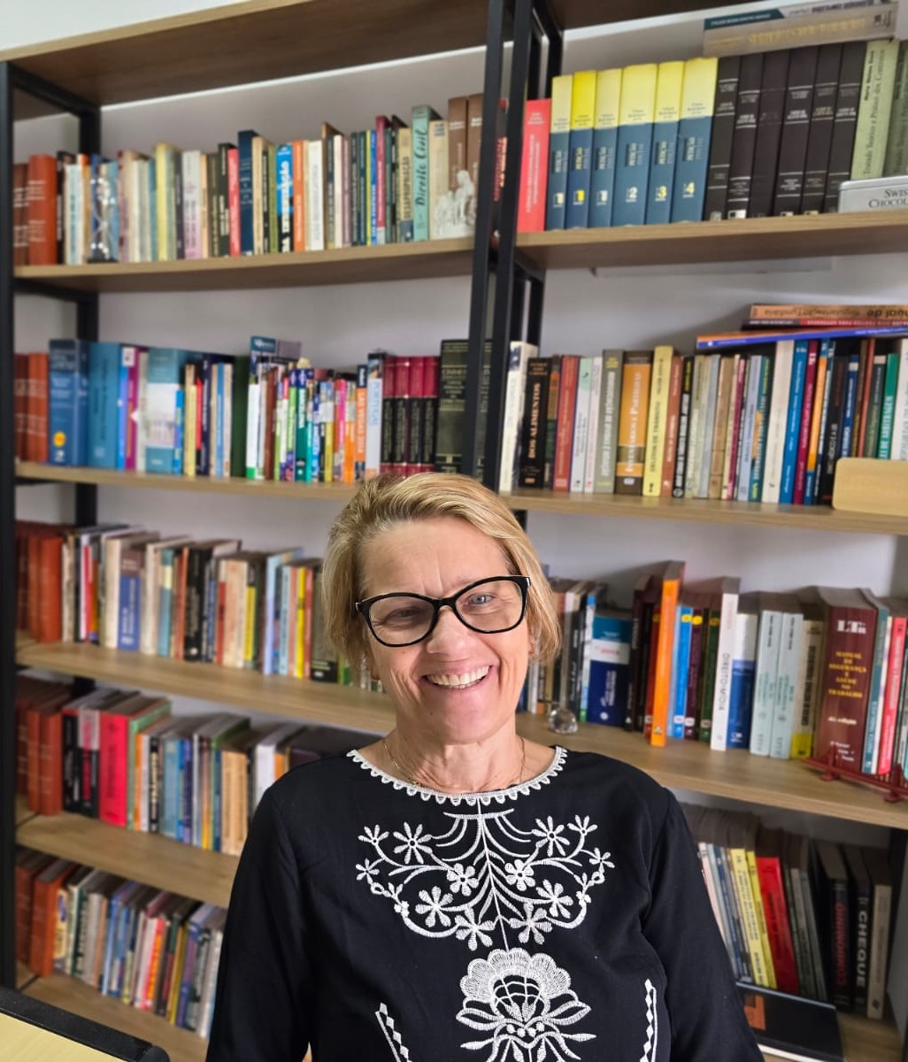 Advogada Márcia Cazelli Perez